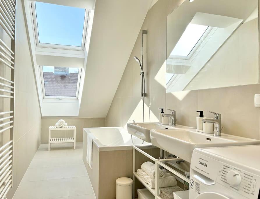 Orestaliving - Penthouse In 1020 Vídeň Exteriér fotografie